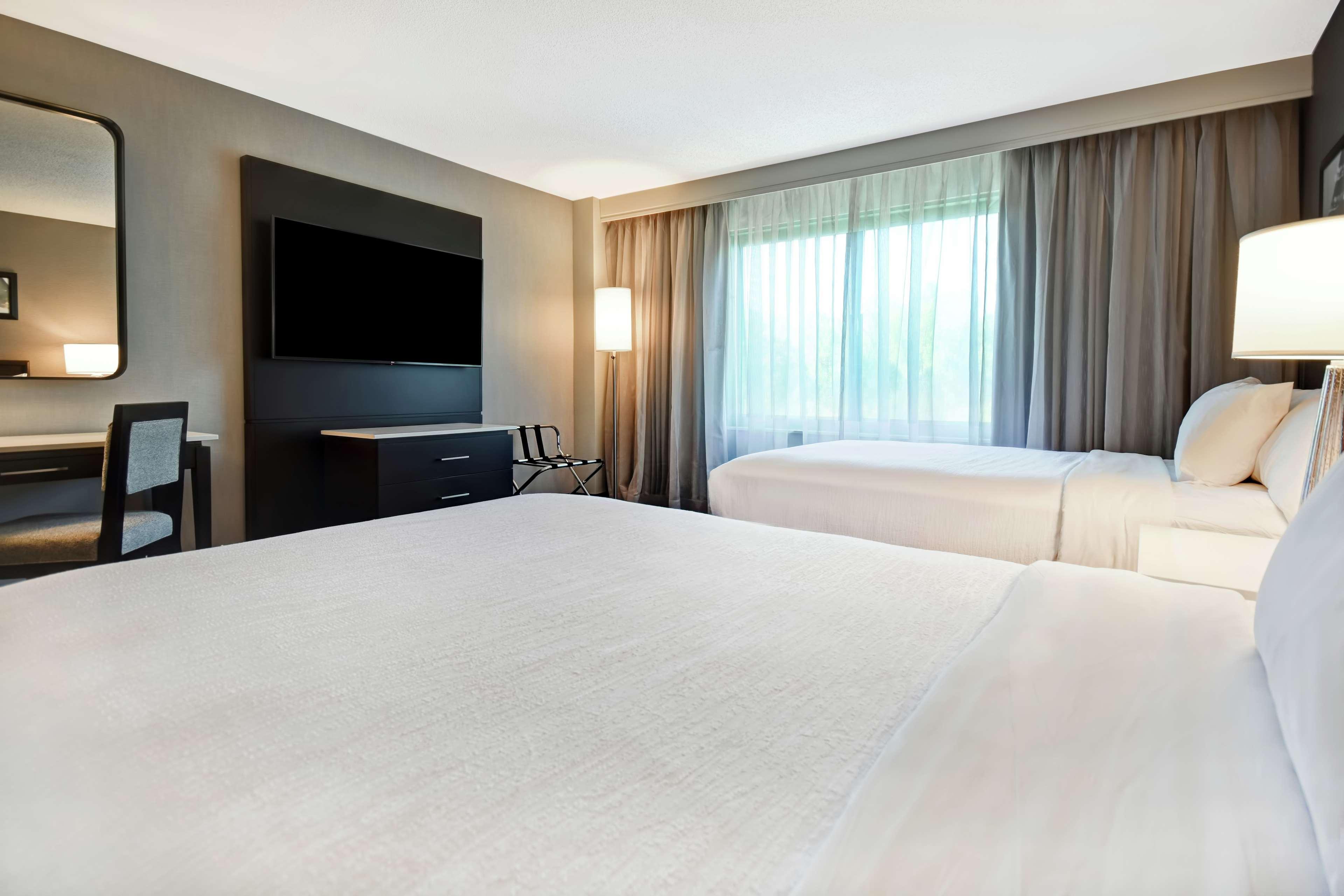 Embassy Suites By Hilton Raleigh Durham Research Triangle Кері Екстер'єр фото
