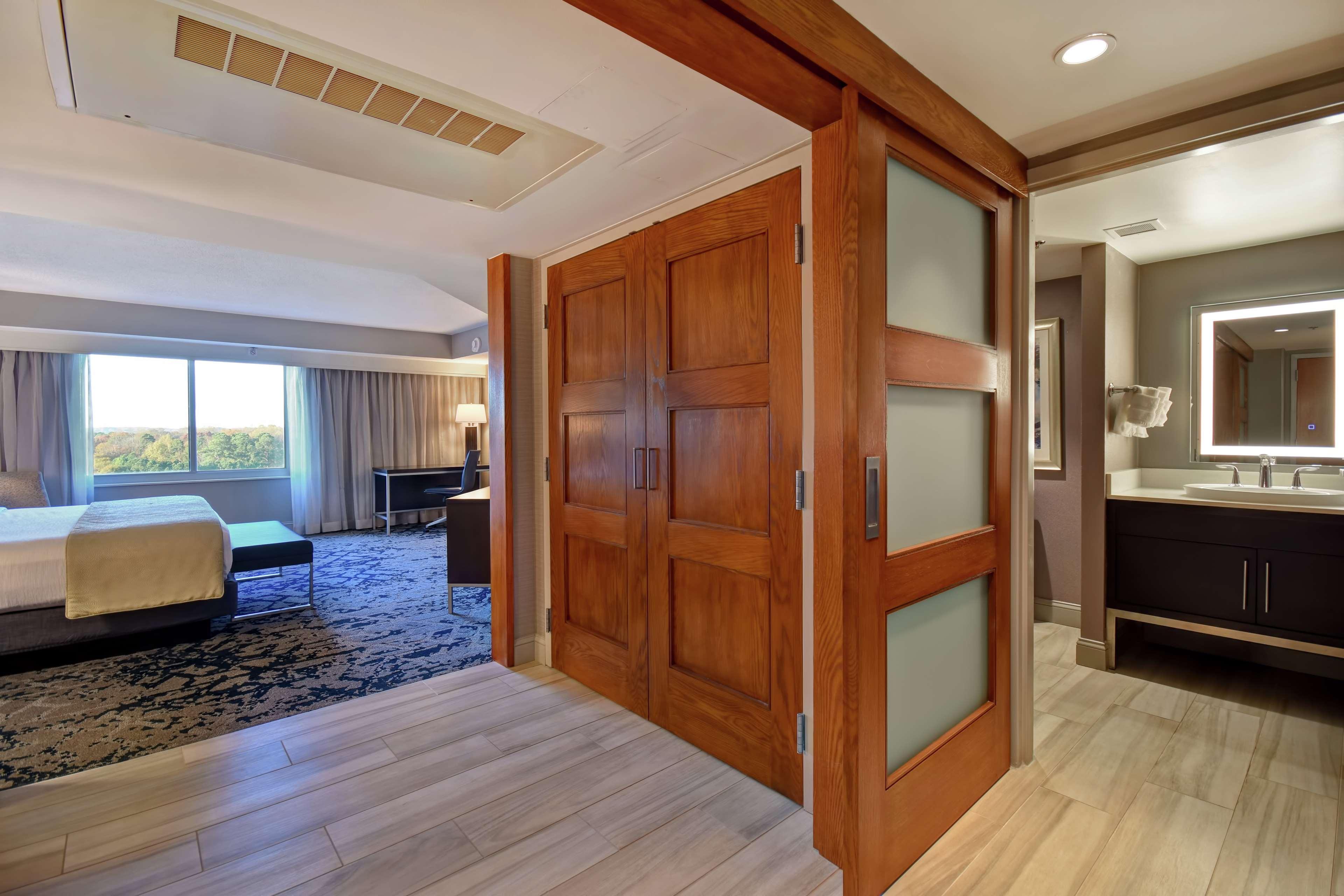 Embassy Suites By Hilton Raleigh Durham Research Triangle Кері Екстер'єр фото