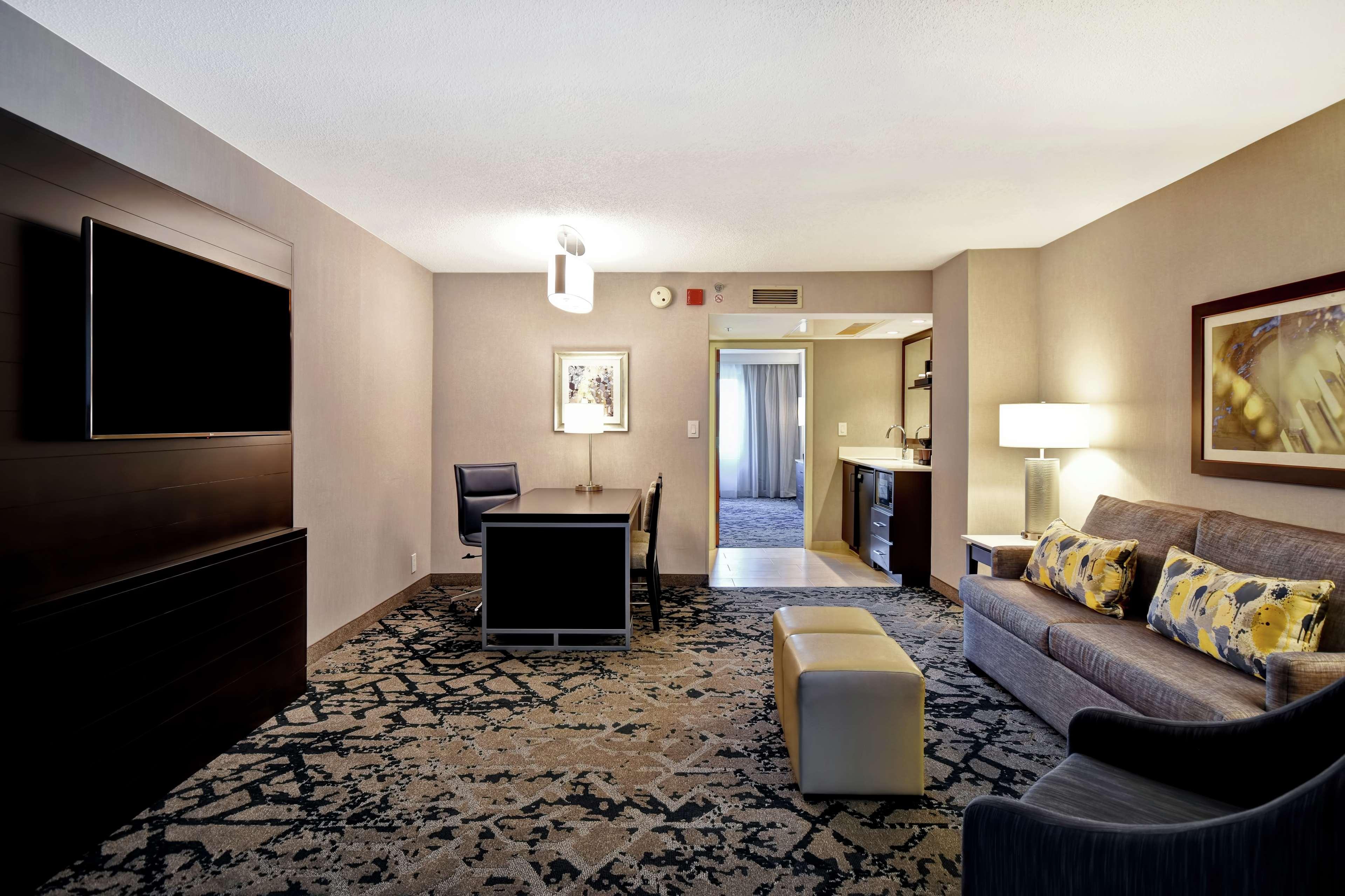 Embassy Suites By Hilton Raleigh Durham Research Triangle Кері Екстер'єр фото