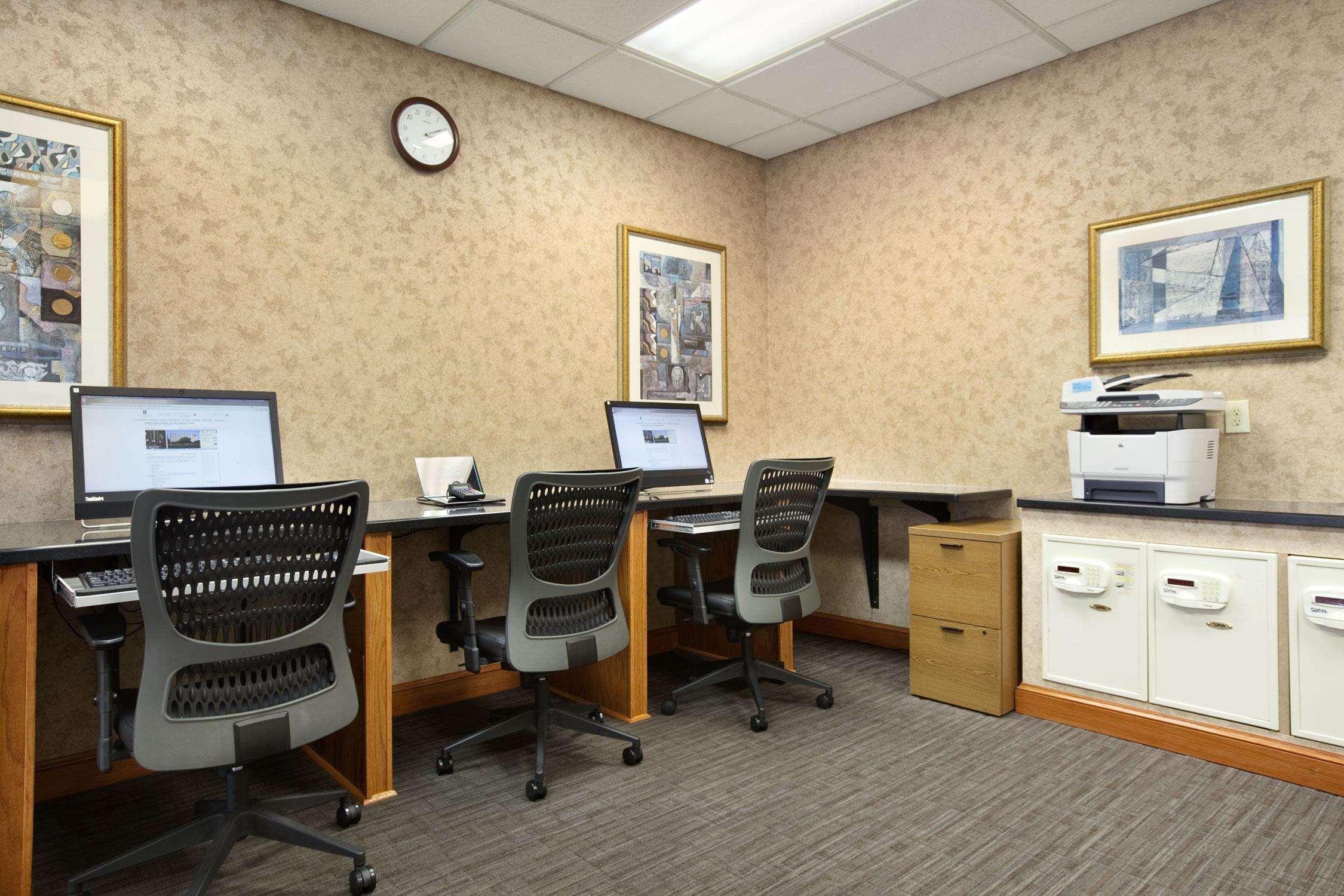 Embassy Suites By Hilton Raleigh Durham Research Triangle Кері Бізнес фото