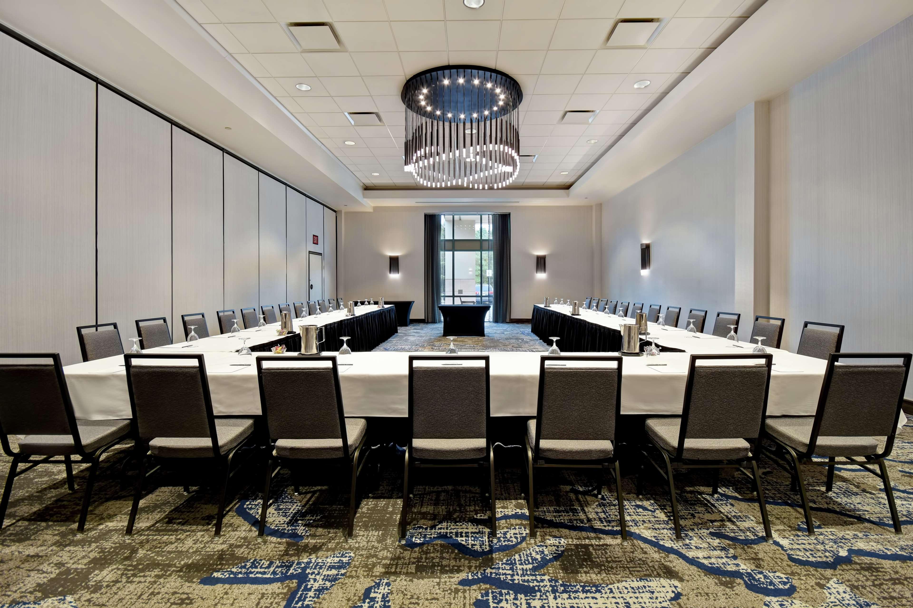 Embassy Suites By Hilton Raleigh Durham Research Triangle Кері Екстер'єр фото