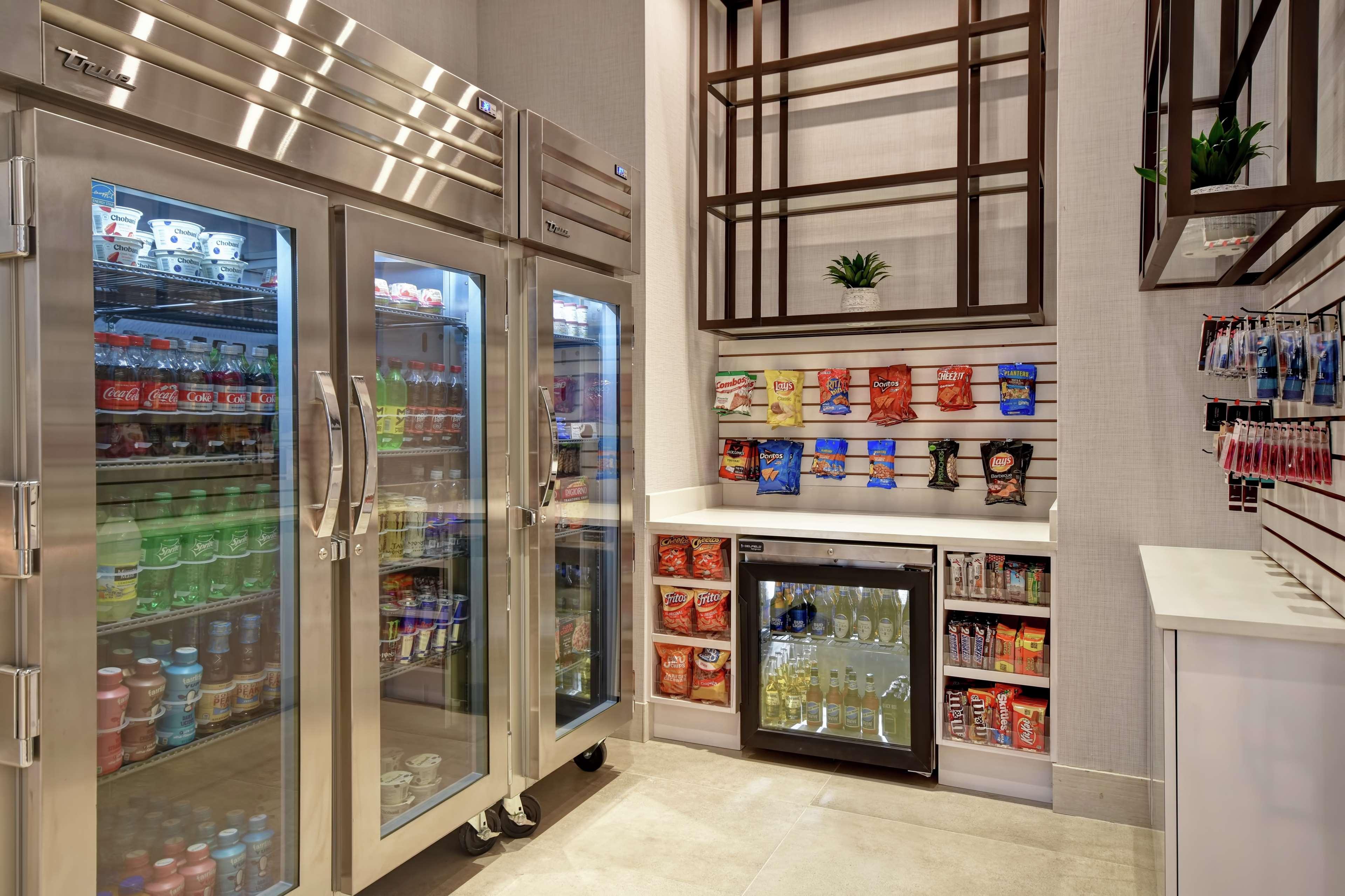 Embassy Suites By Hilton Raleigh Durham Research Triangle Кері Екстер'єр фото