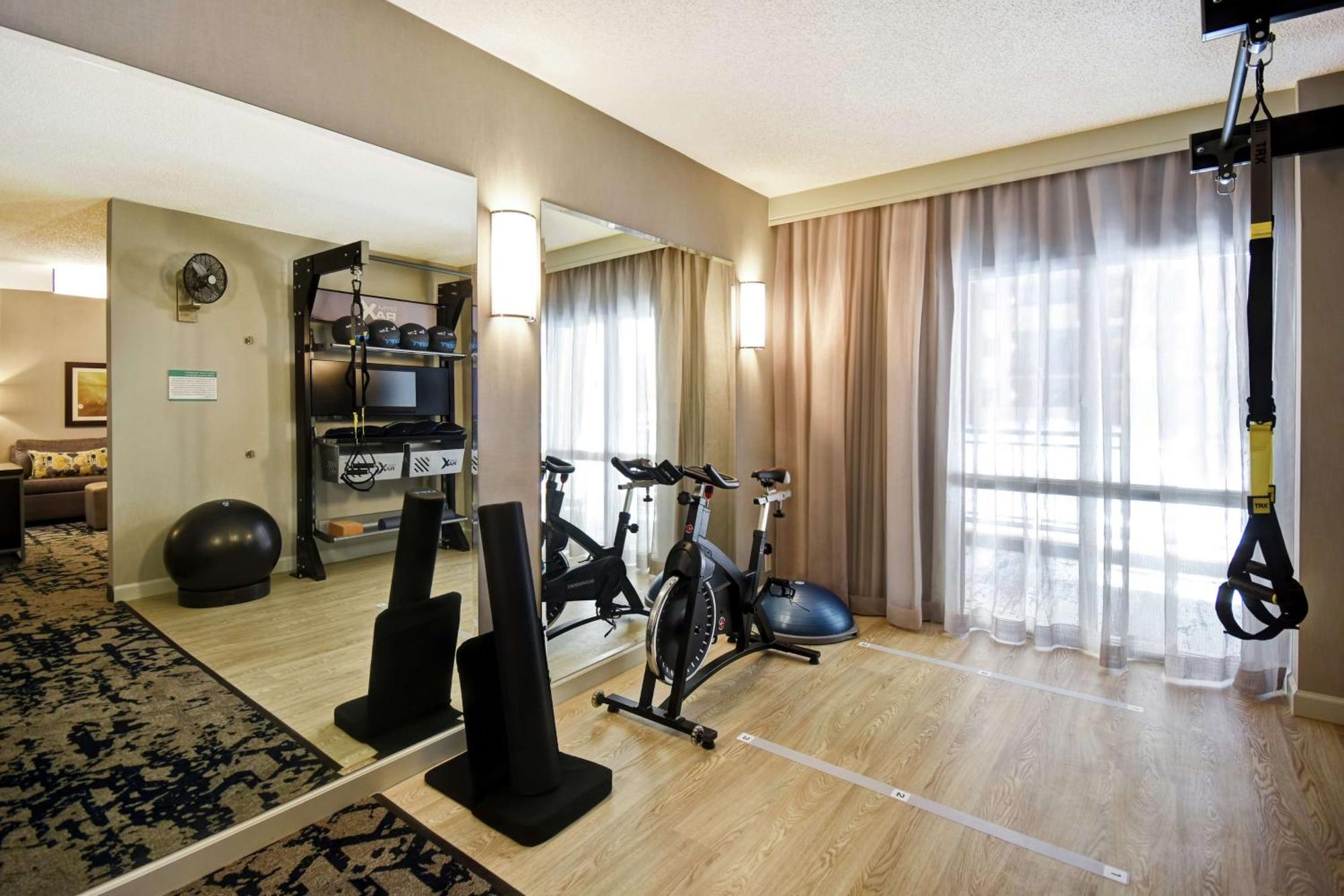 Embassy Suites By Hilton Raleigh Durham Research Triangle Кері Екстер'єр фото