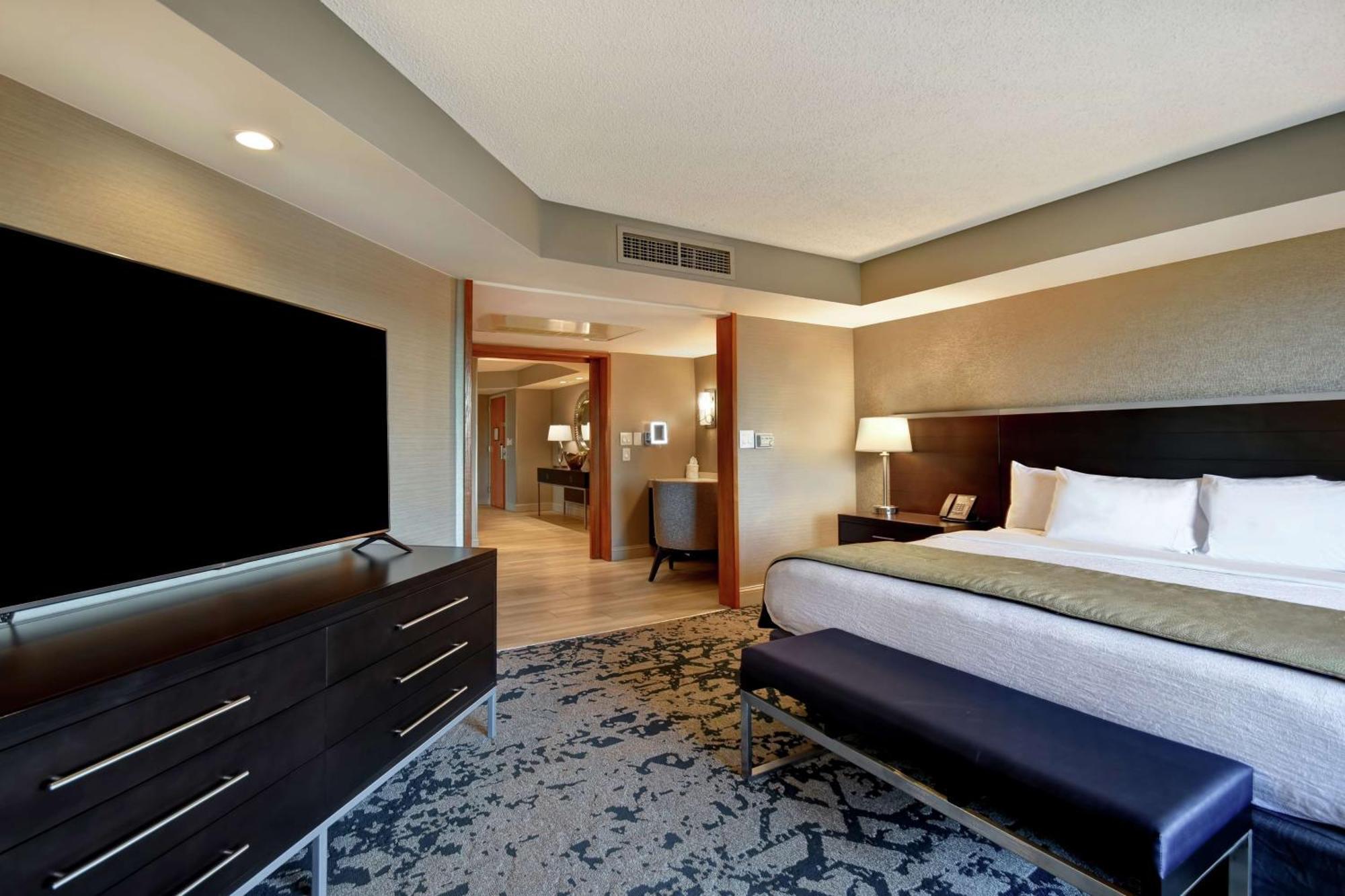Embassy Suites By Hilton Raleigh Durham Research Triangle Кері Екстер'єр фото