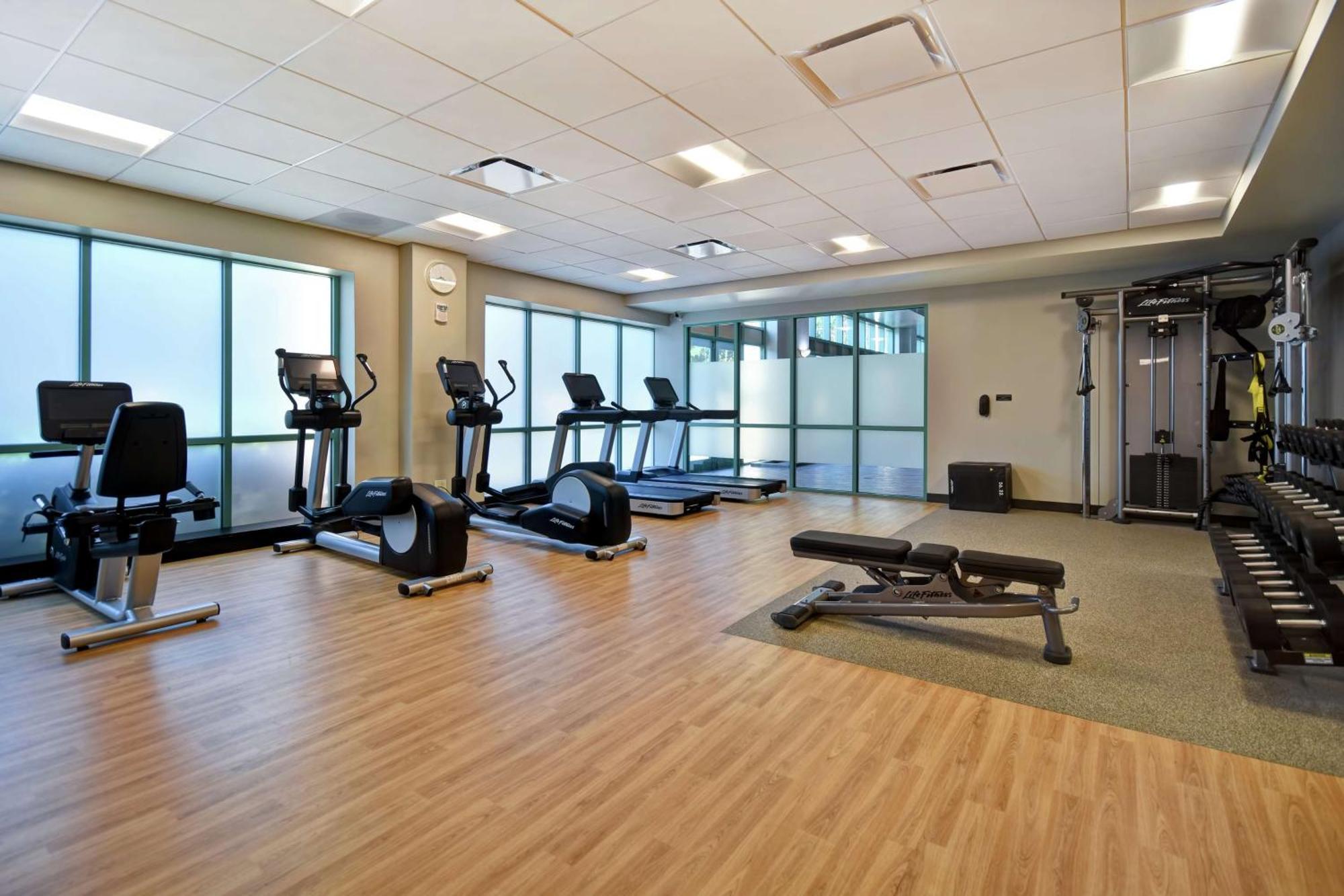 Embassy Suites By Hilton Raleigh Durham Research Triangle Кері Екстер'єр фото